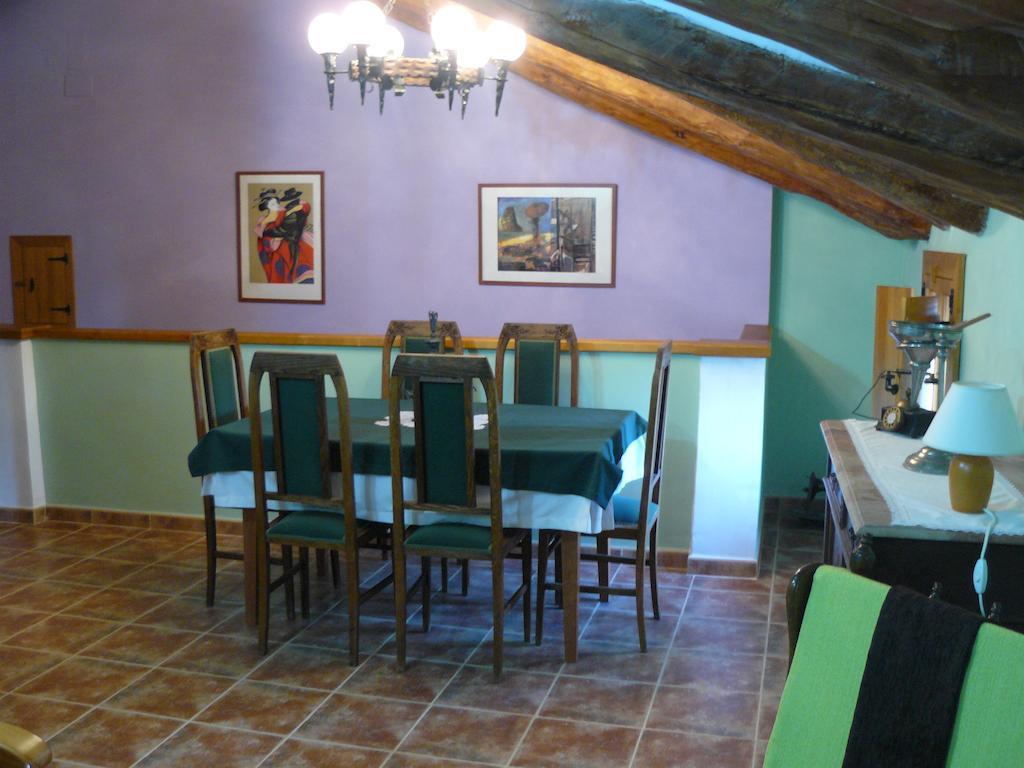 Ainzon Casa Rural Torre De Campos الغرفة الصورة