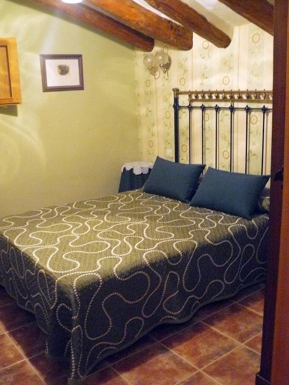 Ainzon Casa Rural Torre De Campos الغرفة الصورة