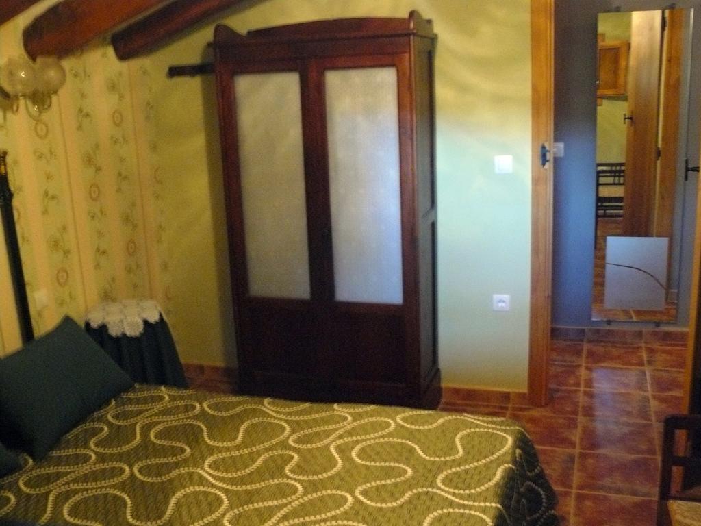 Ainzon Casa Rural Torre De Campos الغرفة الصورة